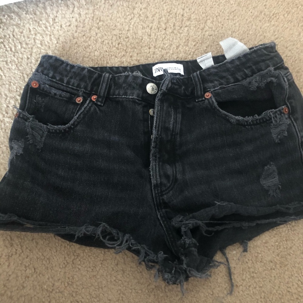 ZARA BLACK WASHED SHORTS